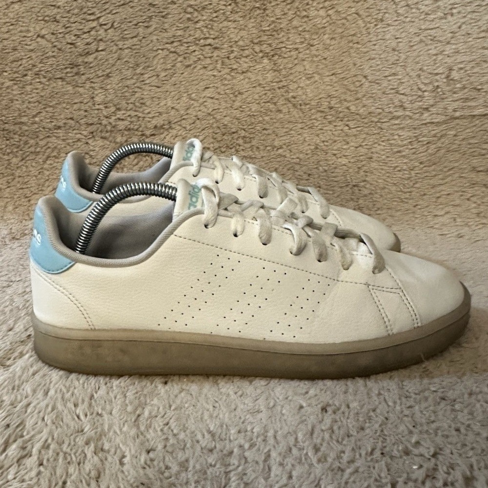 Adidas‎ Advantage White Hazy Sky Light Blue Sneakers Gum Sole FY9682 Womens 10